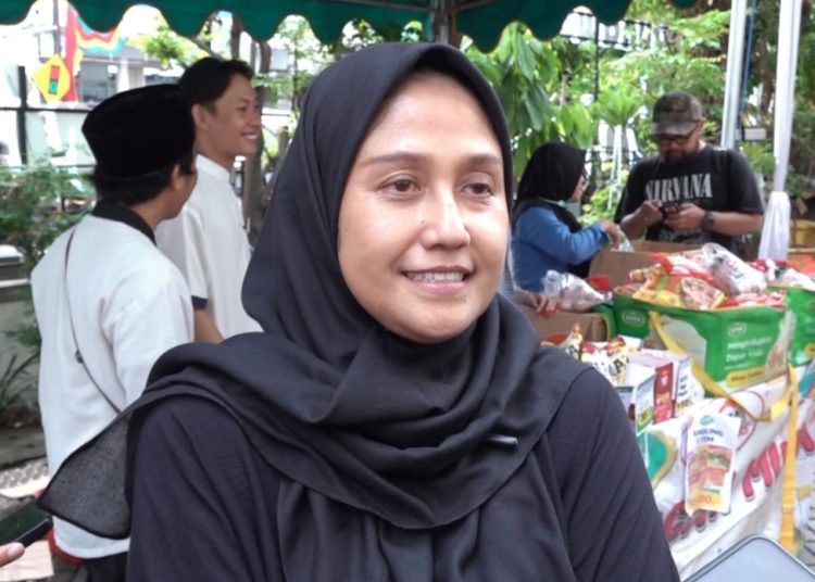 Kepala Dinas Koperasi Usaha Kecil dan Menengah dan Perdagangan Surabaya, Dewi Soeriyawati