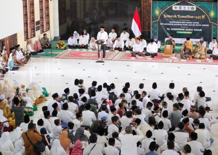 Suasana gelaran Safari Ramadan di Masjid Agung Kota Kediri.