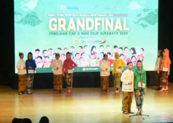 Grand fiinal pemilihan Cak Ning Cilik Surabaya tahun 2024, di gedung Balai Budaya, Balai Pemuda.