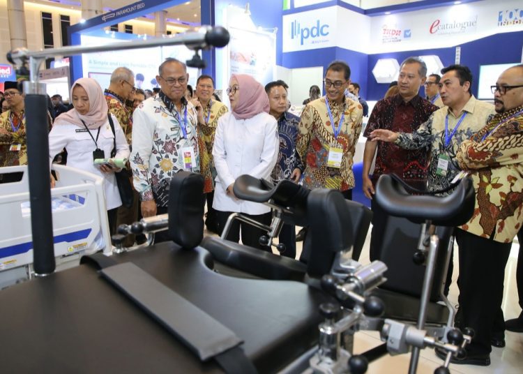 Kegiatan Surabaya Hospital Expo di Grand City Mal Surabaya.