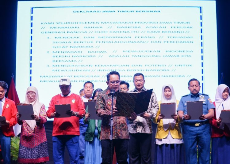 Peringatan hari anti narkotika internasional di gedung Cak Durasim, Surabaya.