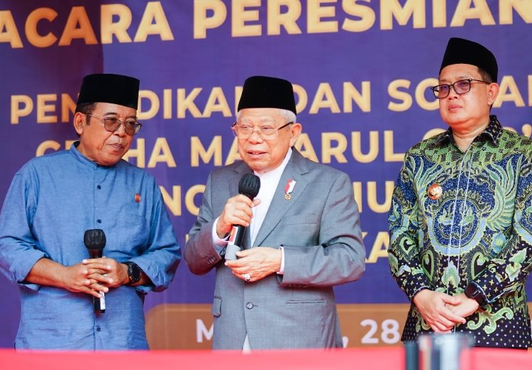 Pj Gubernur Jatim Adhy Karyono mendampingi Wapres Ma'ruf Amin pada peresmian gedung Yayasan Pendidikan dan Sosial (YPS) Asy Syadzili, Graha Manarul Qur'an dan Gedung SMK NU Sunan Ampel. Sekaligus membuka gelaran Halaqoh se-Jatim di Ponpes Salaf Al Qur'an Asy Syadzili.