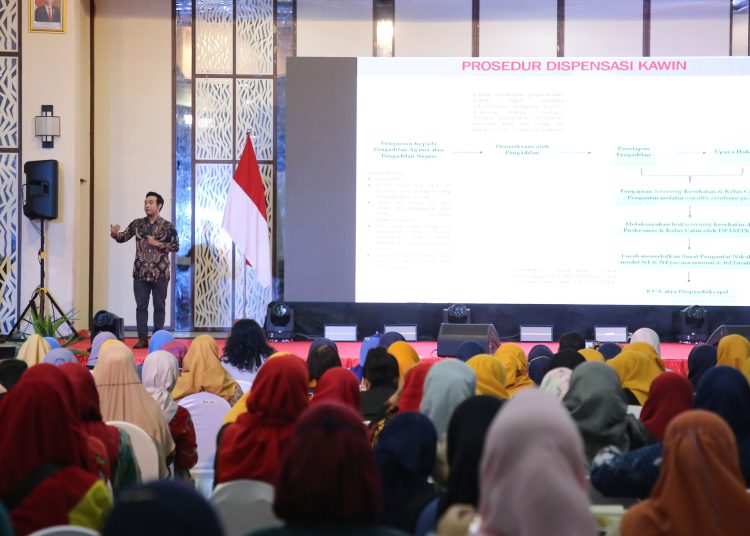 Sosialisasi Perwali Surabaya nomor 32 tahun 2024 tentang Pencegahan Perkawinan pada Usia Anak di Convention Hall Jalan Arief Rahman Hakim.
