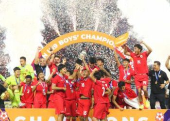 Selebrasi para pemain Timnas U-19 usai menjadi juara Piala AFF U-19 di Stadion Gelora Bung Surabaya.