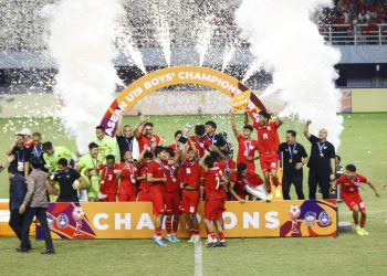 Selebrasi Timnas Indonesia U-19 setelah menjuarai piala ASEAN U-19 Boys’ Championship 2024 di Stadion Gelora Bung Tomo Surabaya.
