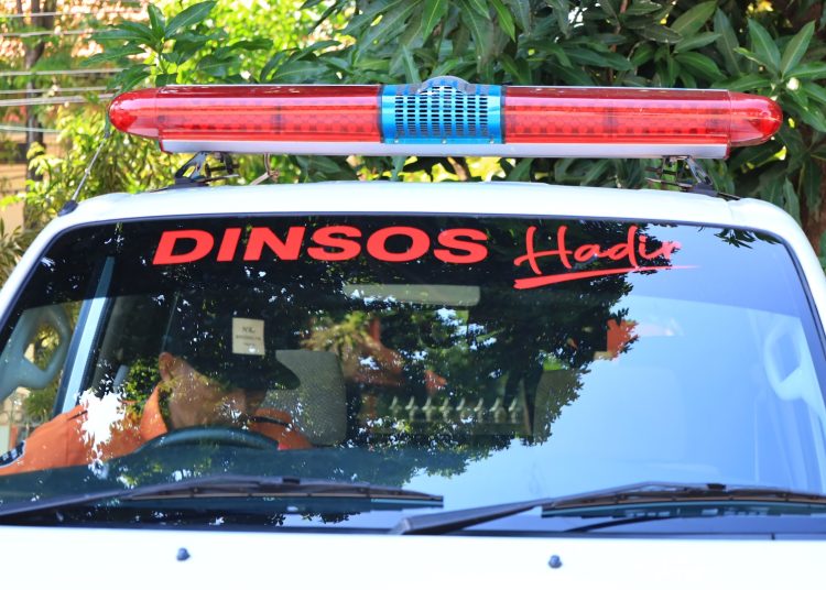 Foto dokumentasi ambulans yang dimiliki Dinas Sosial Pemkot Surabaya.