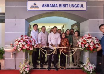 Peresmian Asrama Anak Asuh Bibit Unggul di Jlalan Villa Kalijudan Indah XV/Kav. 2-4 Surabaya.