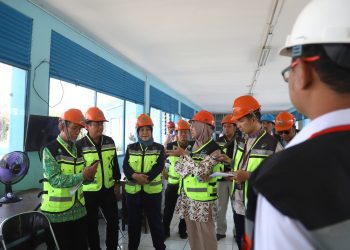 Kunjungan tim verifikasi lapangan Sanitasi Total Berbasis Masyarakat di Kota Surabaya.