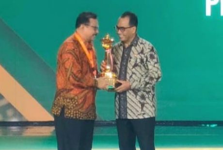 Penyerahan penghargaan Wahana Tata Nugraha di ajang Hari Perhubungan Nasional (Harhubnas) 2024 yang digelar di JIExpo Kemayoran, Jakarta Pusat.