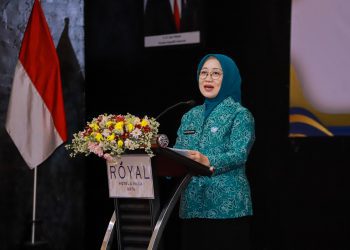 Pj Ketua Tim Penggerak PKK Jatim Isye Adhy Karyono