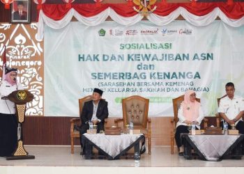 Kegiatan sarasehan menuju keluarga sakinah dan bahagia yang digelar Dinas Kesehatan bersama Kemenag Bojonegoro.