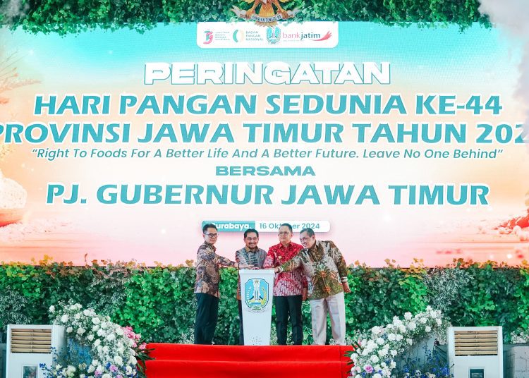 Pembukaan gelaran Festival Pangan Lokal B2SA dan Agribisnis Festival di Jatim International Expo Convention Exhibition, Surabaya.