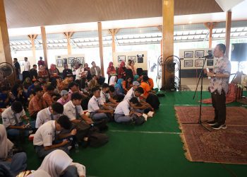 Pelatihan video konten jurnalistik bagi pelajar SMA/SMK se-Surabaya di Museum Dr Soetomo Surabaya.