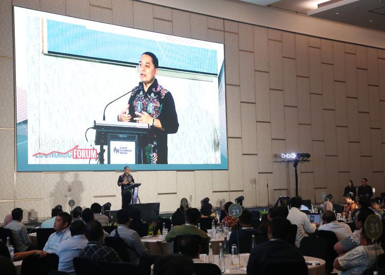 Wali Kota Eri Cahyadi di hadapan ratusan pengusaha se-Jawa Timur dalam acara "Suara Surabaya Economic Forum" yang digelar di Hotel Westin, Surabaya.