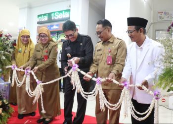 Pj Bupati Bojonegoro Adriyanto meresmikan Instalasi Dialisis RSUD Sosodoro Djatikoesoemo Bojonegoro.