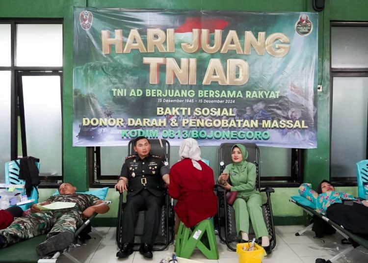 Pelaksanaan bakti sosial yang dilaksanakan di gedung Ahmad Yani Kodim Bojonegoro.