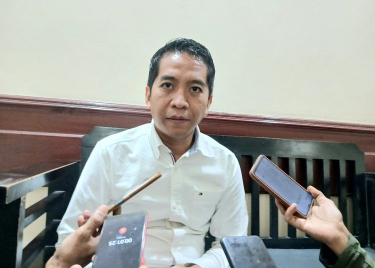 Ketua Komisi C DPRD Surabaya Eri Irawan