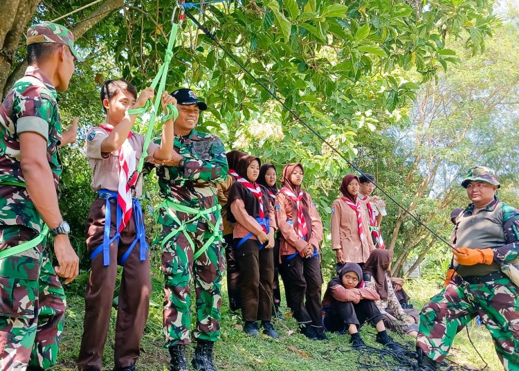 Diklat Saka Wira Kartika di sekitar Bendungan Merkuris yang dilaksanakan Koramil Sumberrejo, Bojonegoro.