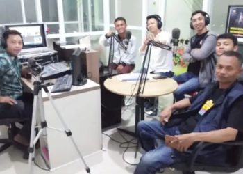 Talkshow pemuda pelopor di Radio Malowopati FM Bojonegoro.