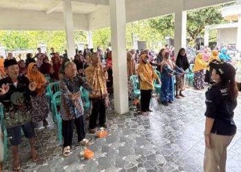 Program Layanan Terpadu Bebas Nyeri Sendi (Plat BNS) yang dilakukan di Desa Pagerwesi, Kecamatan Trucuk, Bojonegoro.