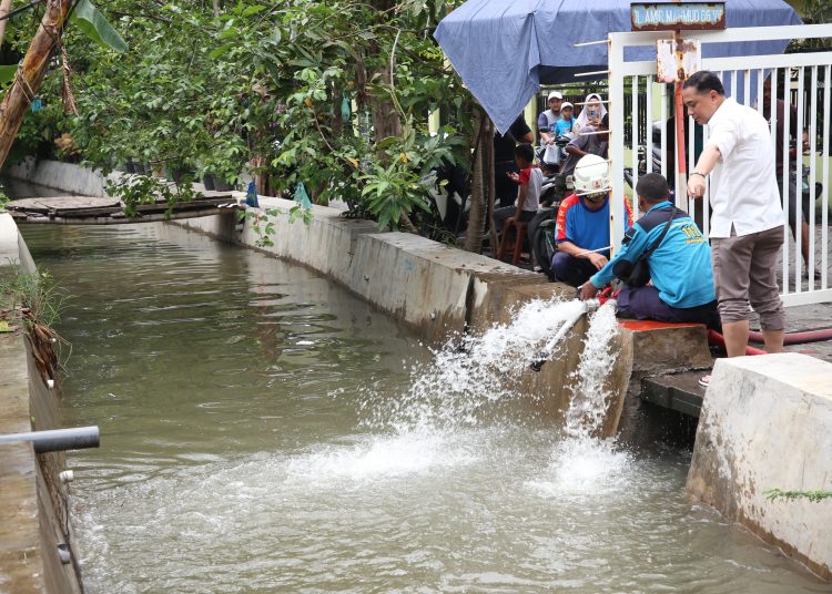 Penanganan banjir menjadi salah satu pekerjaan rumah bagi Kota Surabaya yang membutuhkan sinergi dengan berbagai pihak.