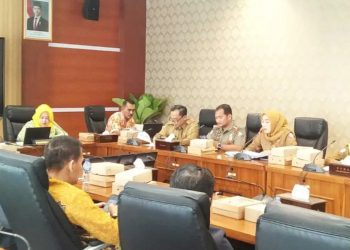 Rapat kerja di ruang Banggar gedung DPRD Bojonegoro.