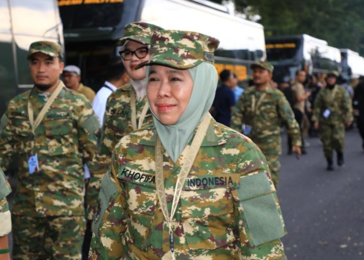 Gubernur Jawa Timur Khofifah Indar Parawansa mengikuti kegiatan retreat di Akademi Militer Magelang.