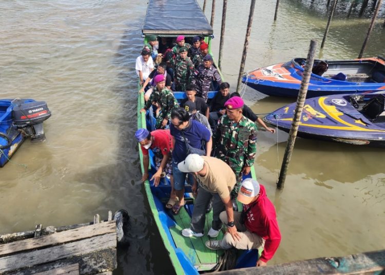 Para Calon Pekerja Migran Indonesia asal Sulawesi Selatan diamankan Lanal Nunukan.