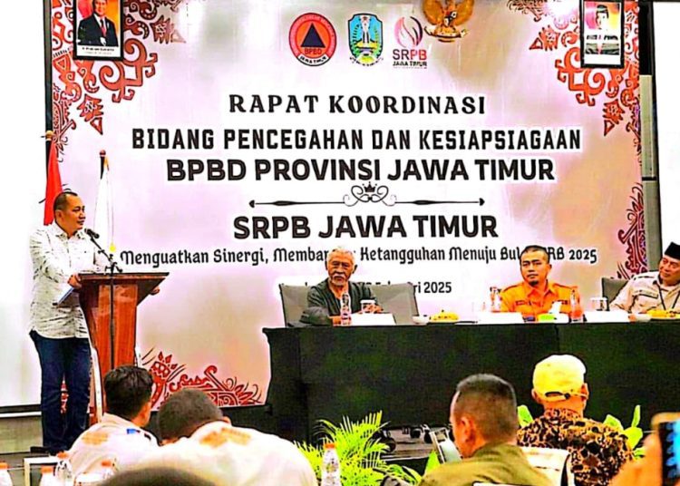 Rapat koordinasi bidang pencegahan dan kesiapsiagaan BPBD Jatim dengan Sekber Relawan Penanggulangan Bencana Jatim.
