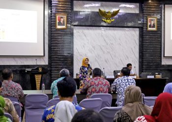 Pengenalan aplikasi SiJaka di di kantor Badan Perencanaan Pembangunan Daerah, Penelitian dan Pengembangan, Surabaya.