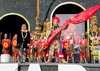 Salah satu kegiatan festival yang dihadiri Gubernur Jatim Khofifah Indar Parawansa. Tahun 2025, 11 festival di Jatim masuk dalam Kharisma Event Nusantara.