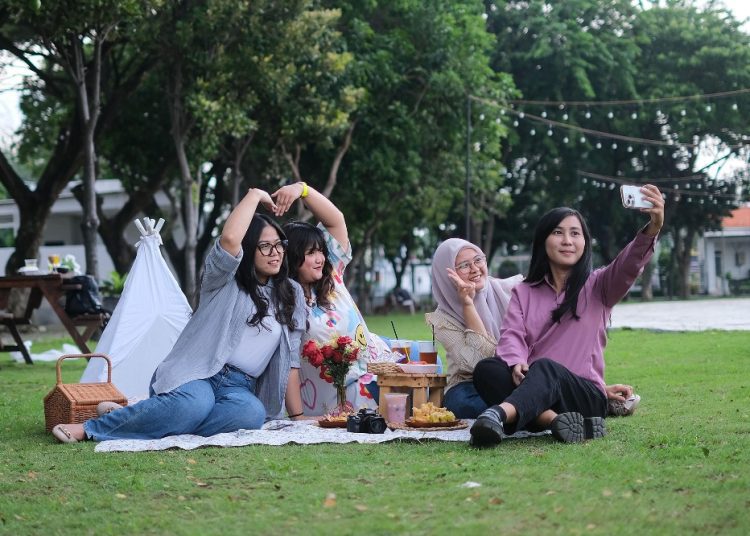 Dengan suasana outdoor, THP Kenjeran bisa menjadi tempat alternatif untuk ngabuburit selama Ramadan.