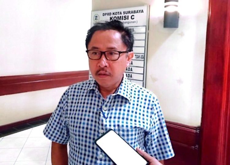 Anggota Komisi B DPRD Surabaya Baktiono