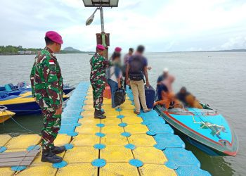 Para calon pekerja migran Indonesia yang diamankan sebelum menyeberang Malaysia.