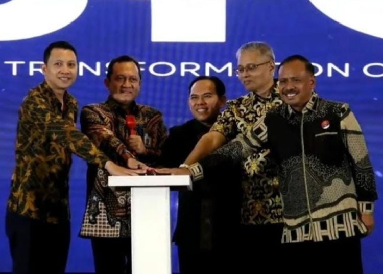 Peluncuran Badan Usaha Milik Daerah Transformation Center di Hotel Raffles, Jakarta.