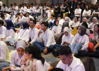 Kegiatan Youth City Changers 2025 di Hotel Santika, Surabaya.