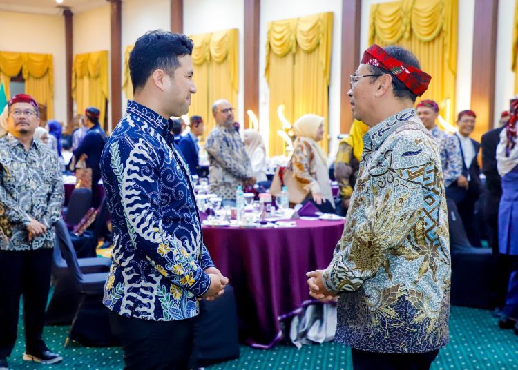 Emil Elestianto Dardak dalam University Association for Community Development Summit 2025.