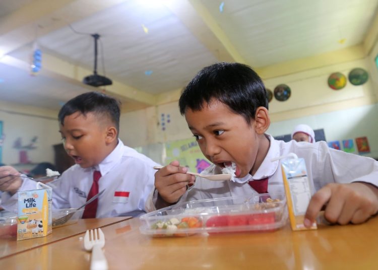 Foto ilustrasi pelaksanaan MBG di Surabaya.