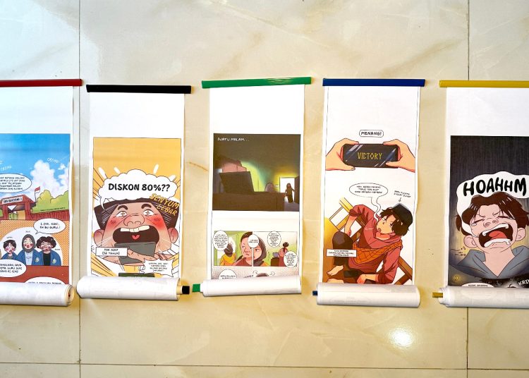 Beberapa gambaran komik edukatif digital yang disosialisasikan Tim Abmas ITS di Sumenep.