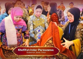 Gubernur Jatim Khofifah Indar Parawansa pada misi dagang Jatim-Sumatera Selatan di Hotel Wyndham Opi Palembang