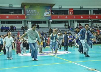 Penutupan Kejuaraan Multi Event Piala Wali Kota Surabaya Tahun 2025, resmi ditutup oleh Wali Kota Surabaya, Eri Cahyadi, di GOR Pancasila