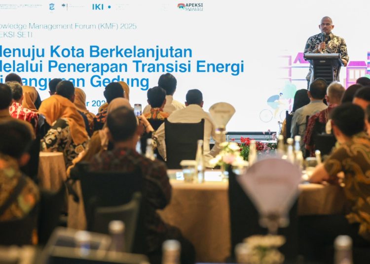 Kegiatan Knowledge Management Forum 2025 di Vasa Hotel Surabaya.