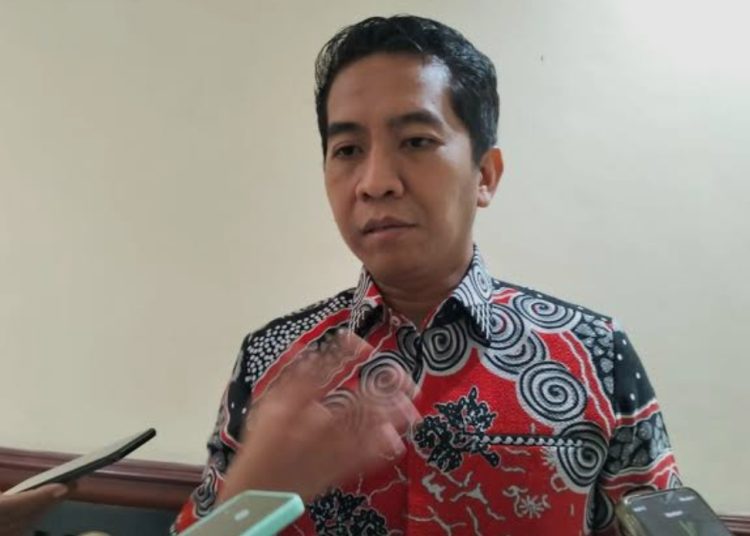 Ketua Komisi C DPRD Surabaya Eri Irawan