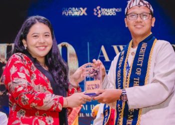 dosen muda dari Departemen Teknik Sistem dan Industri Institut Teknologi Sepuluh Nopember (ITS) Reza Aulia Akbar ST MT MBA sukses membawa gelar Best Initiative kategori Inovasi, Teknologi, dan Kewirausahaan pada ajang MUDA30.