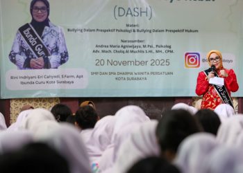 Penasihat DWP Kota Surabaya, Rini Indriyani, menjelaskan tentang pentingnya program dinamika arek Suroboyo hebat.