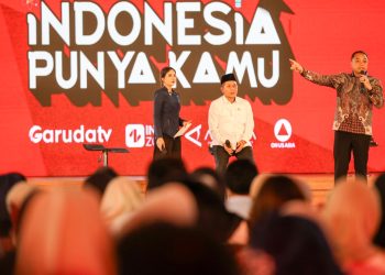 Wali Kota Surabaya Eri Cahyadi dalam acara “Indonesia Punya Kamu” di Gedung Airlangga Convention Center Kampus C Unair.
