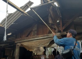 Pasar Keputran Selatan yang mulai dibongkar jelang revitalisasi.