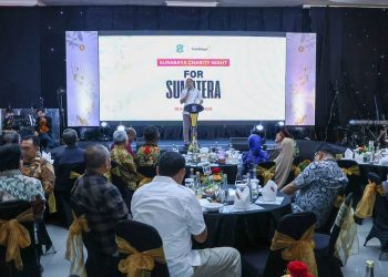 Wali Kota Surabaya Eri Cahyadi dalam Surabaya Charity Night for Sumatera.