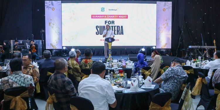 Wali Kota Surabaya Eri Cahyadi dalam Surabaya Charity Night for Sumatera.