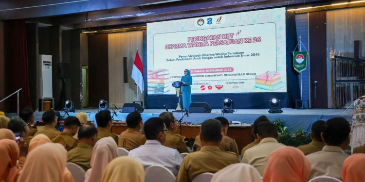 Ketua DWP Surabaya Rini Indriyani saat Gedung Wanita Candra Kencana, Jalan Kalibokor Selatan No. 2 Surabaya.